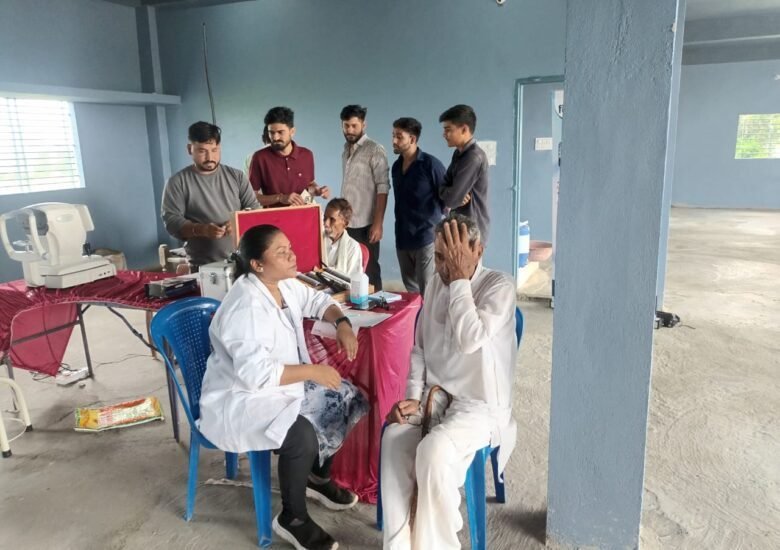 Free Eye Check-up at Badjhiri Bhopal